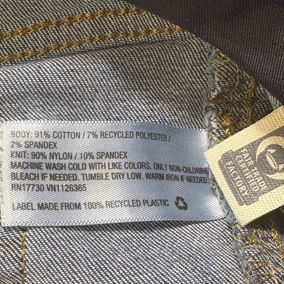 Isabel Maternity Denim Bootcut Over The Belly Design Jeans | Size 2 (26R) - Picture 7 of 8